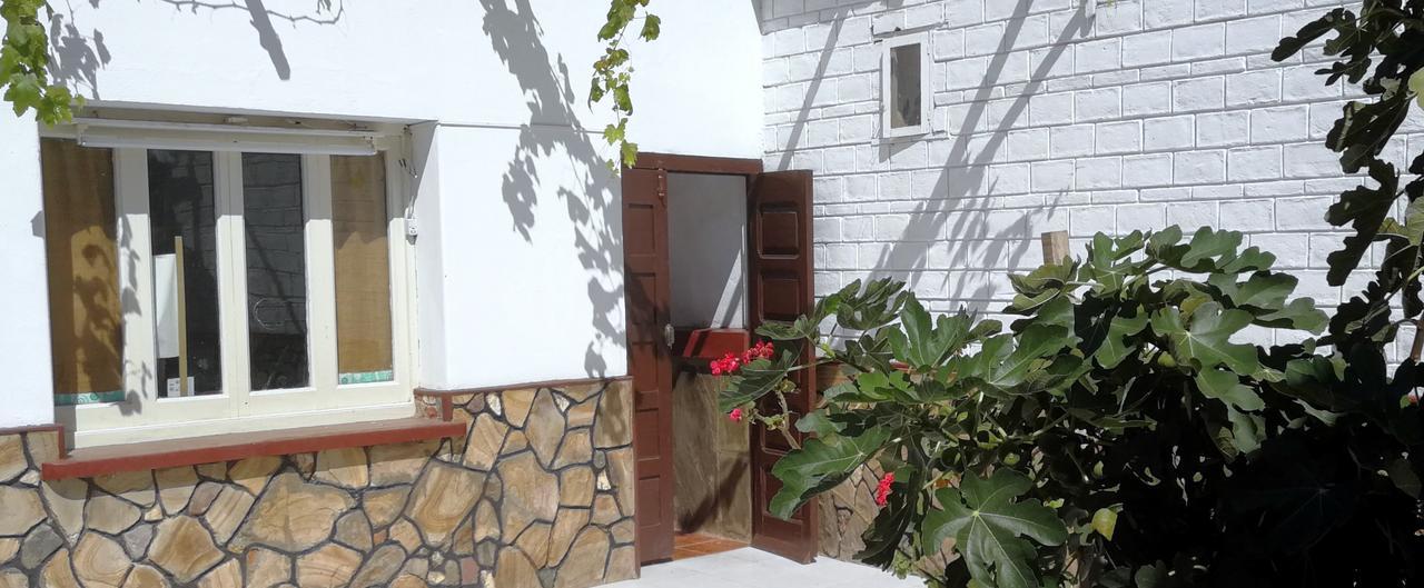 タリハ Tierra Nuestra Bed & Breakfast エクステリア 写真