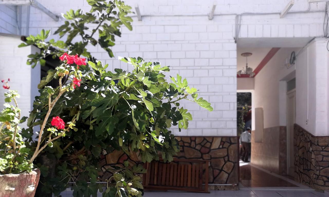 タリハ Tierra Nuestra Bed & Breakfast エクステリア 写真